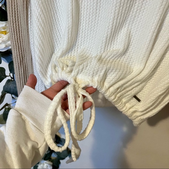 NWT Hollister Waffle Knit Sweater with Tie Front & Open Back - Picture 4 of 7